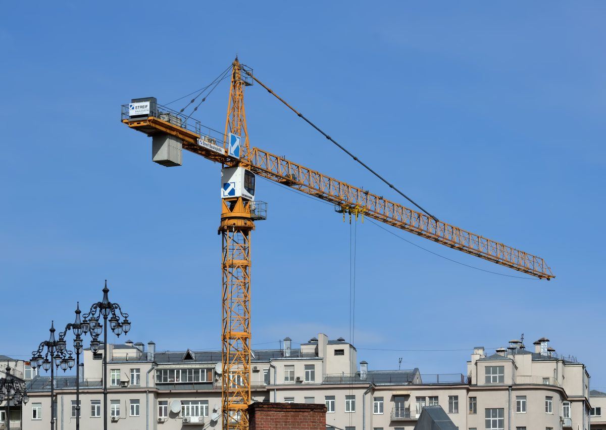 رافعات برجية Liebherr 280 EC-H